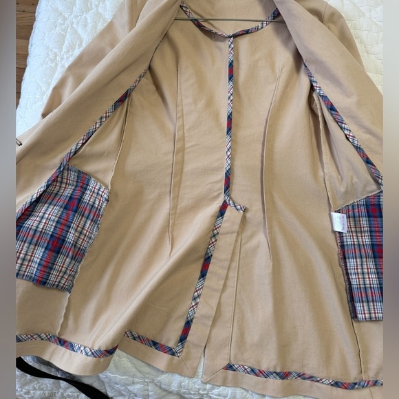 Designer AVTANDIL-73 Beige Jacket in Size Small - Picture 13 of 16